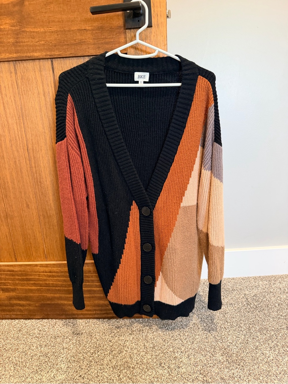 BKE Colorblock V-Neck Button Cardigan - Black, Rust & Tan Size XS